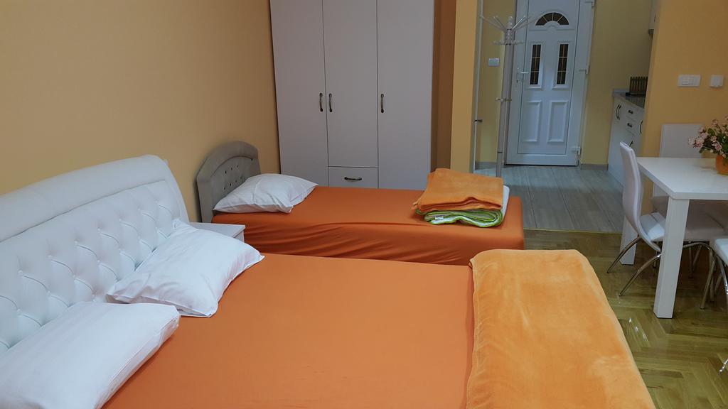 Akva Gold Aparthotel Arandjelovac Szoba fotó