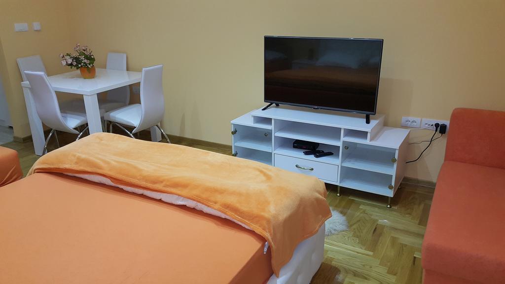 Akva Gold Aparthotel Arandjelovac Szoba fotó