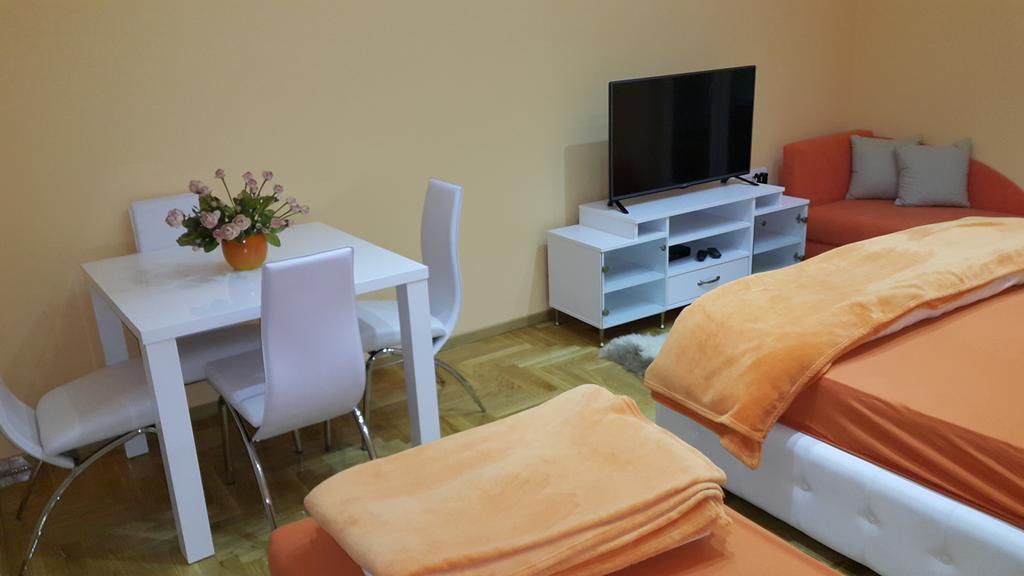 Akva Gold Aparthotel Arandjelovac Szoba fotó