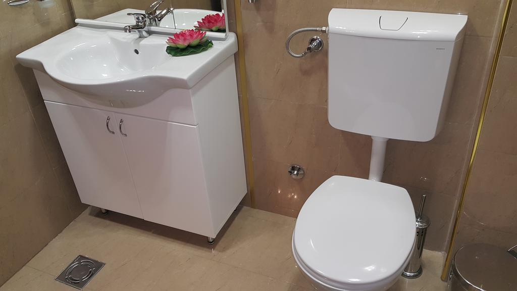 Akva Gold Aparthotel Arandjelovac Szoba fotó