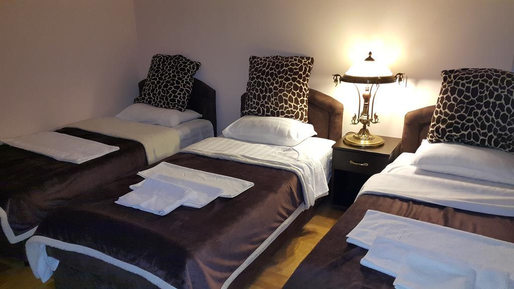 Akva Gold Aparthotel Arandjelovac Szoba fotó