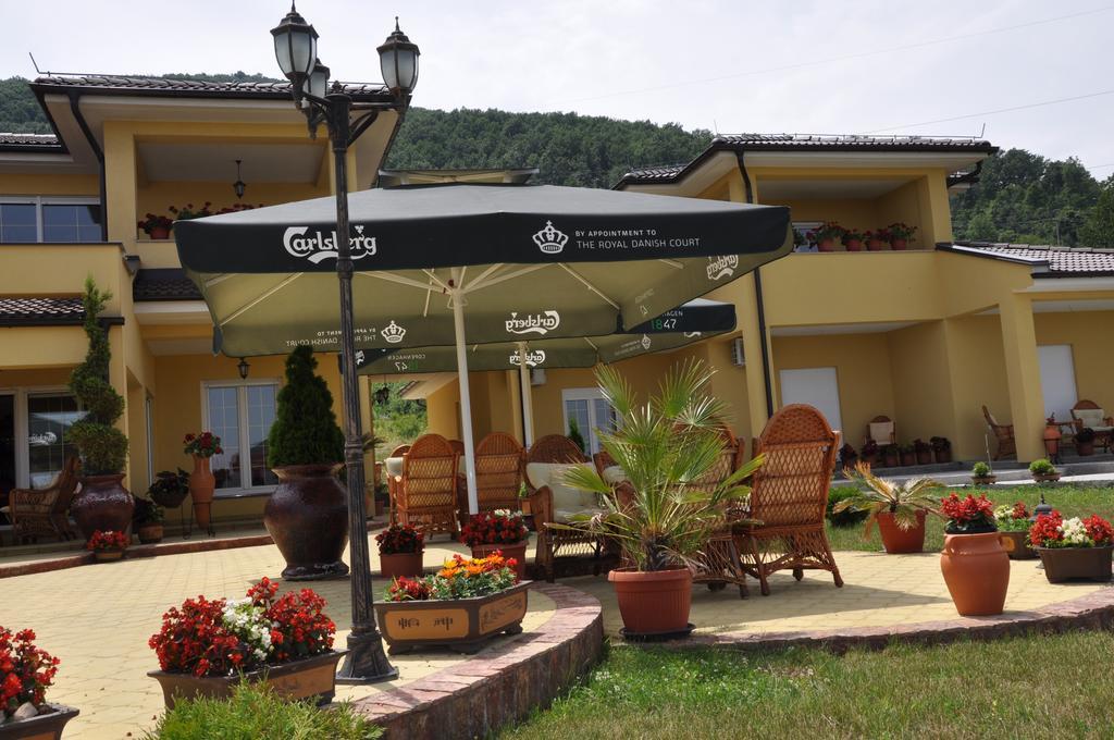 Akva Gold Aparthotel Arandjelovac Kültér fotó